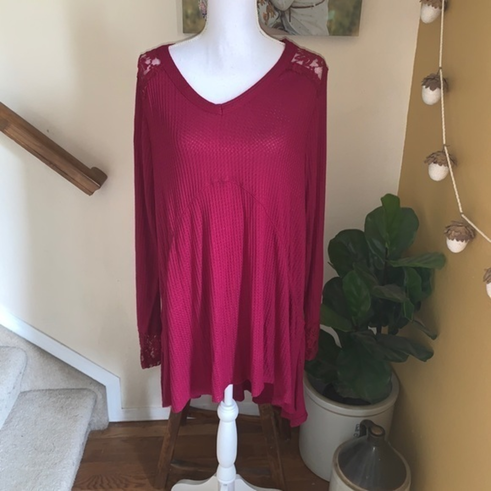 Torrid waffle knit lace long sleeve tunic size 2